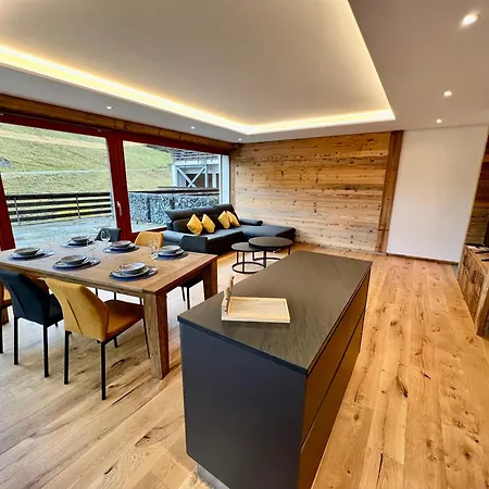 Le Chamois L Ski-out L Standing Apartment Siviez