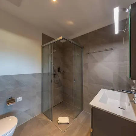 Le Chamois L Ski-out L Standing * ジヴィウ