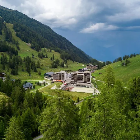 Le Chamois L Ski-out L Standing Siviez