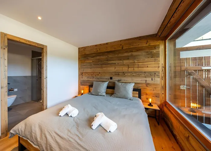 Le Chamois L Ski-out L Standing